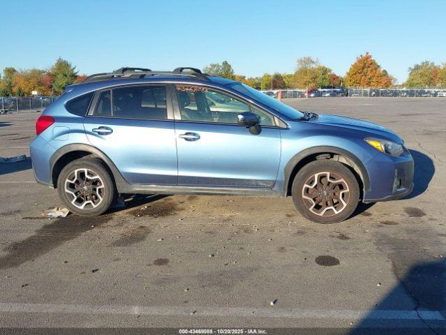 Subaru Crosstrek 2.0i Limited Image 17