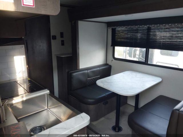 Coleman 1855rb Image 2