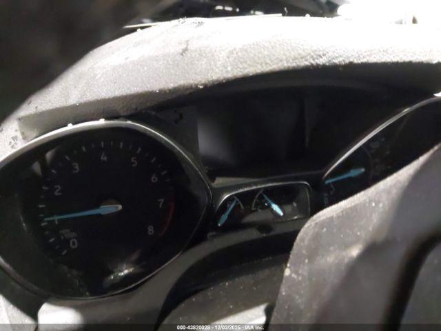 Ford Escape Titanium Image 9