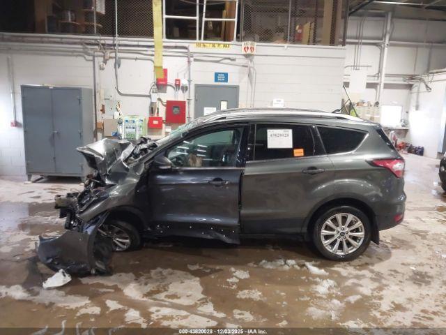 Ford Escape Titanium Image 5