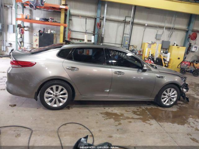 Kia Optima Ex Image 10