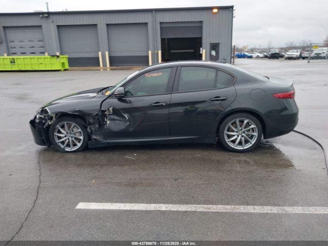 Alfa Romeo Giulia Sprint Rwd Image 7