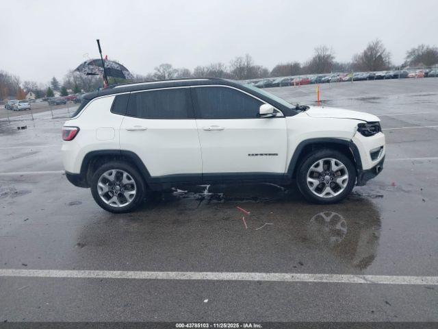 Jeep Compass Limited 4x4 Image 12