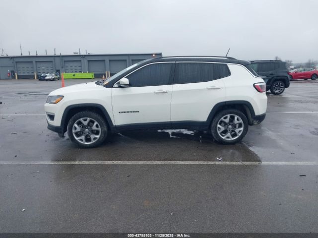 Jeep Compass Limited 4x4 Image 3
