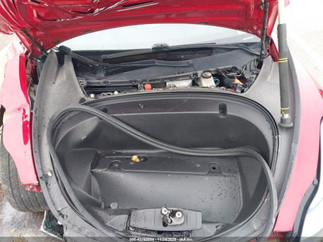 Tesla Model 3 Long Range Dual Motor All-wheel Drive Image 10