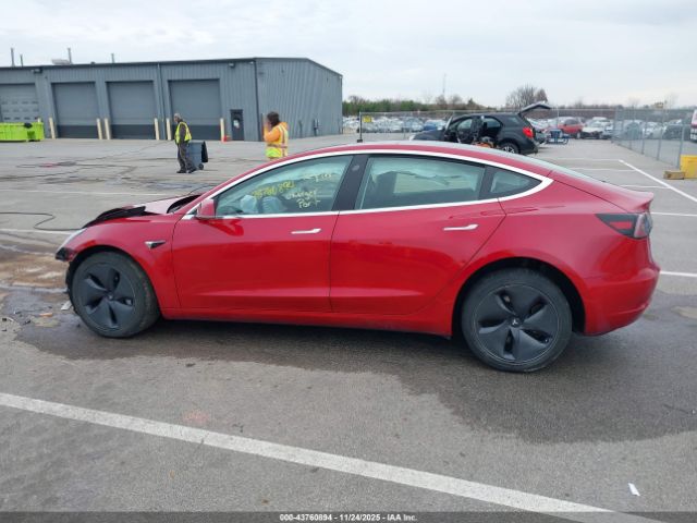 Tesla Model 3 Long Range Dual Motor All-wheel Drive Image 14