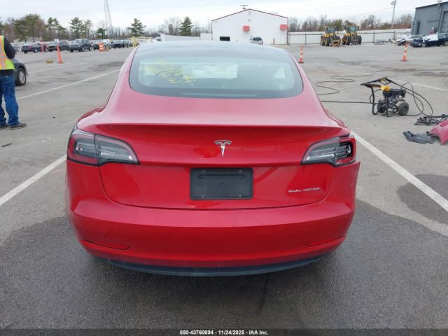 Tesla Model 3 Long Range Dual Motor All-wheel Drive Image 12