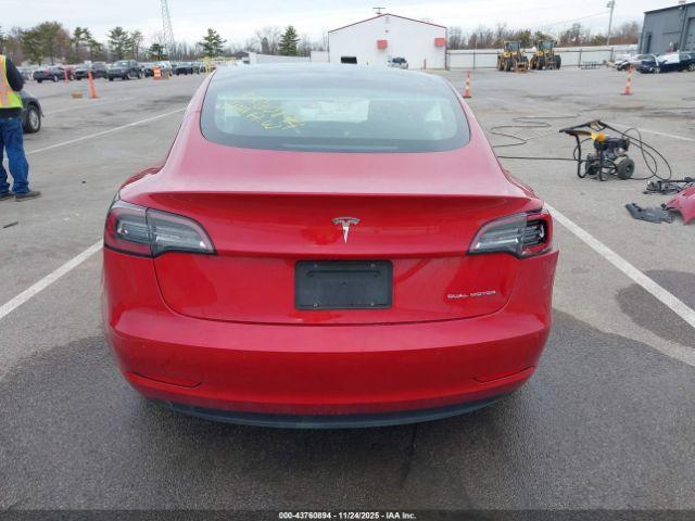 Tesla Model 3 Long Range Dual Motor All-wheel Drive Image 12