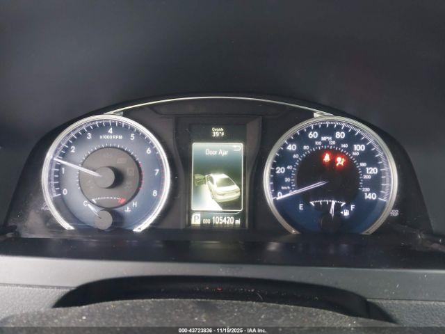 Toyota Camry Le Image 3