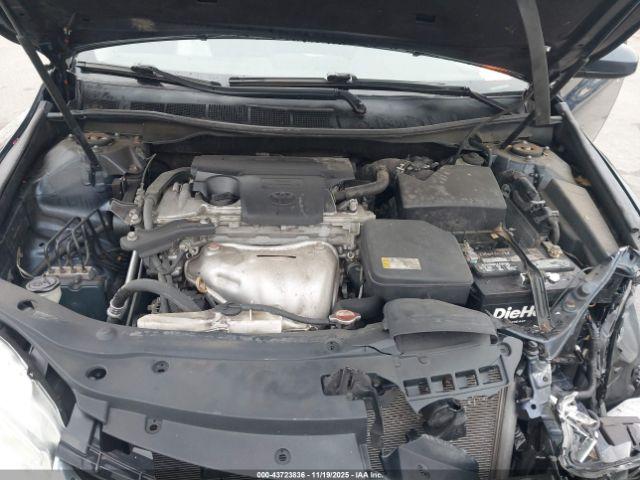 Toyota Camry Le Image 15