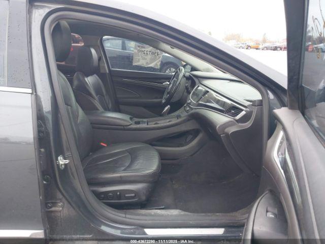 Buick LaCrosse Premium Image 7