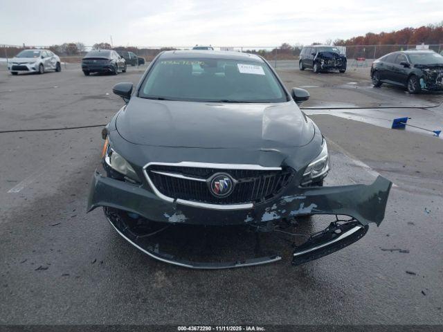 Buick LaCrosse Premium Image 16