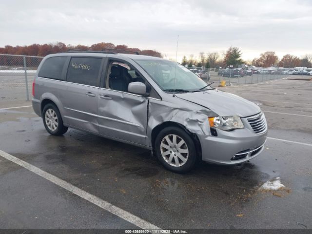 Chrysler Town & Country Touring Image 1