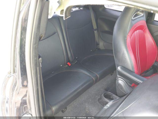 FIAT 500c Abarth Image 3