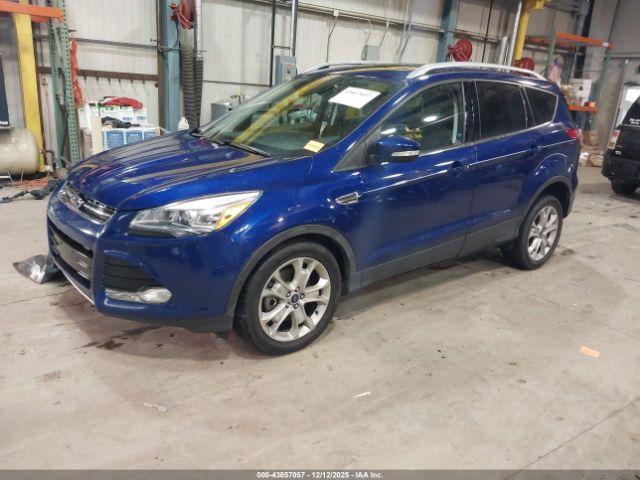 Ford Escape Titanium Image 9
