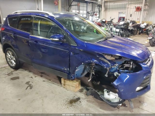 Ford Escape Titanium Image 13