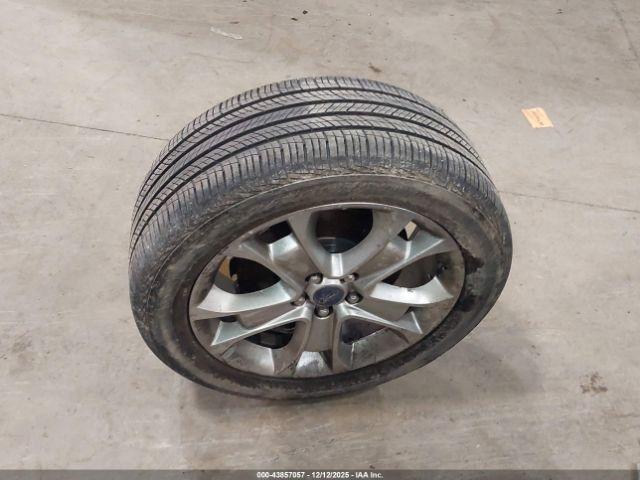 Ford Escape Titanium Image 4