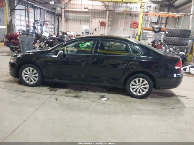 Volkswagen Passat 2.5l S Image 13