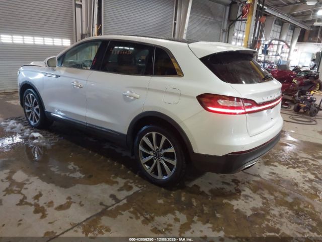 Lincoln Nautilus Select Image 12