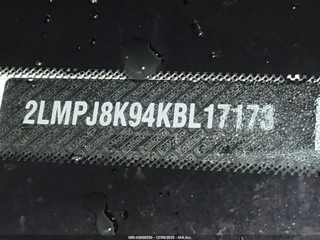 Lincoln Nautilus Select Image 7