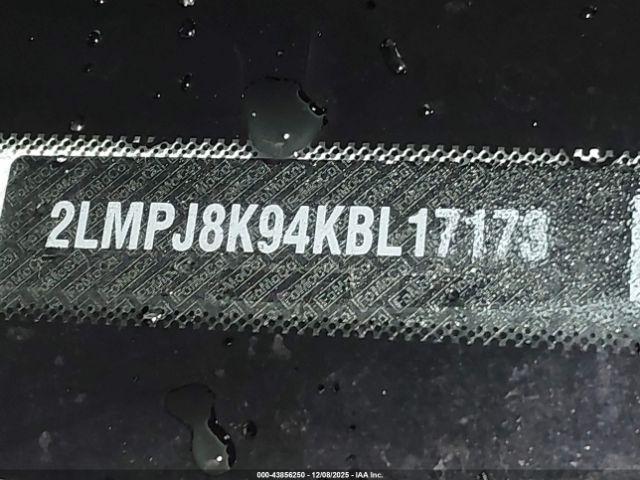 Lincoln Nautilus Select Image 7