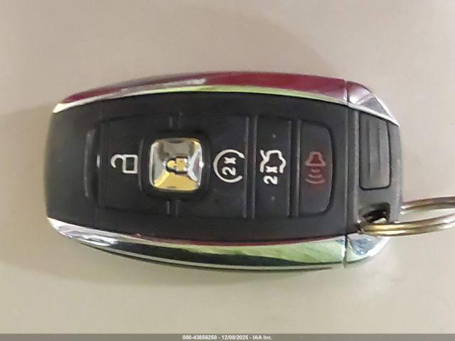 Lincoln Nautilus Select Image 9