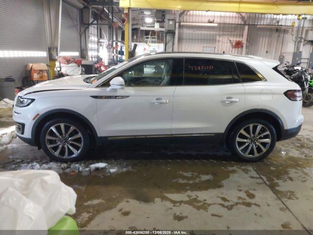 Lincoln Nautilus Select Image 8