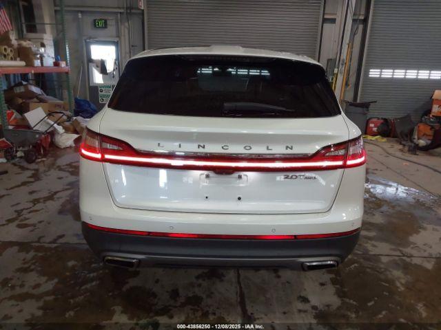 Lincoln Nautilus Select Image 13