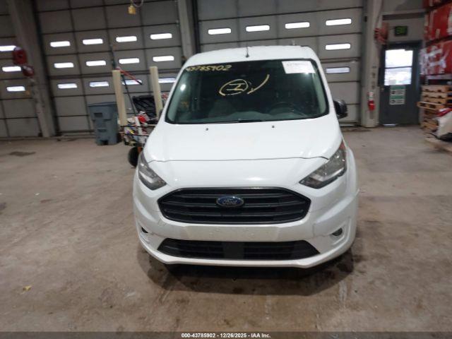 Ford Transit Xlt Image 12