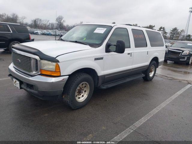 Ford Excursion Xlt Image 13
