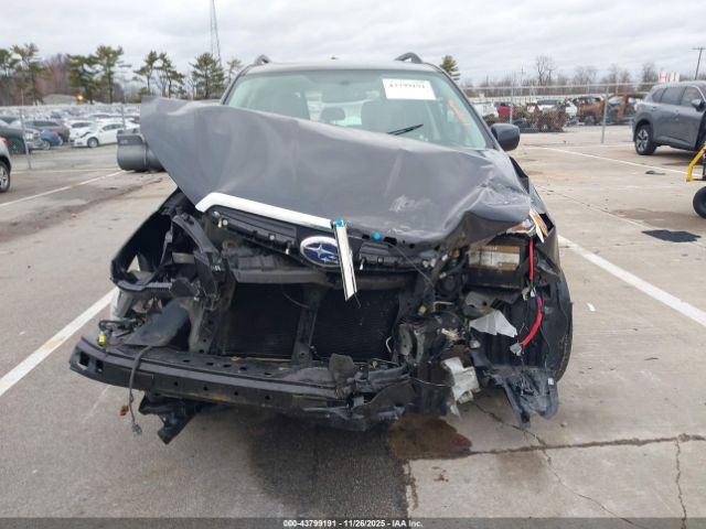 Subaru Forester 2.5i Premium Image 11