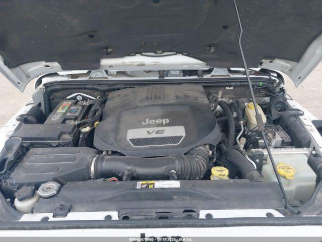 Jeep Wrangler Backcountry Image 16