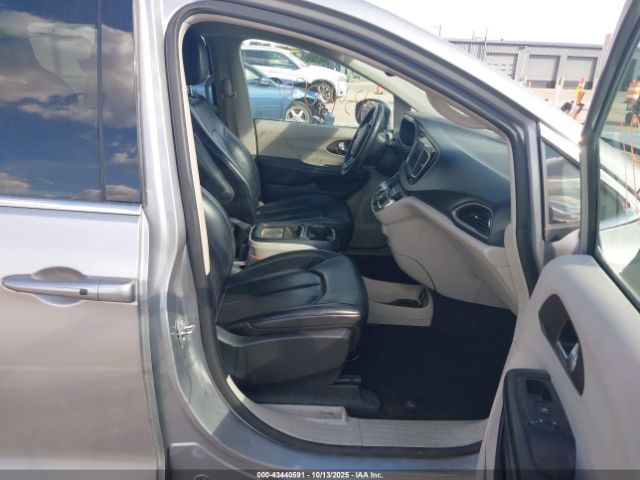 Chrysler Voyager Lxi Image 14