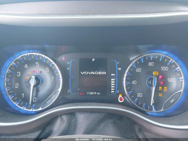 Chrysler Voyager Lxi Image 2