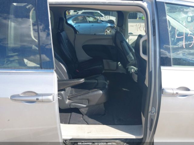 Chrysler Voyager Lxi Image 15