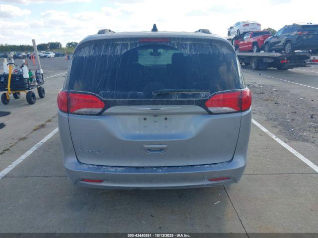 Chrysler Voyager Lxi Image 6