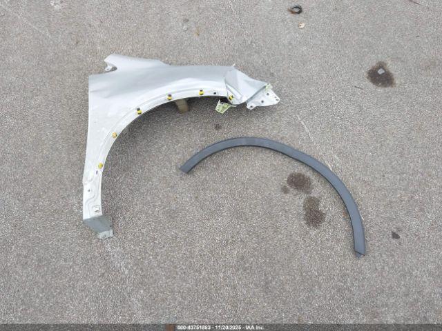 Buick Encore Preferred Image 13