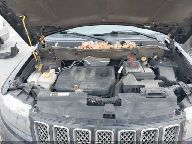 Jeep Compass Latitude Image 10