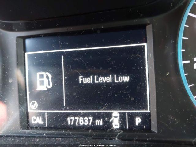 Chevrolet Cruze Lt Auto Image 2