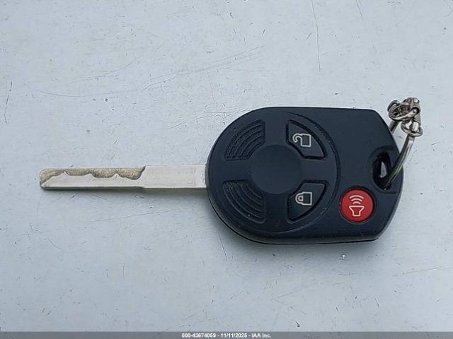 Ford Escape Se Image 8