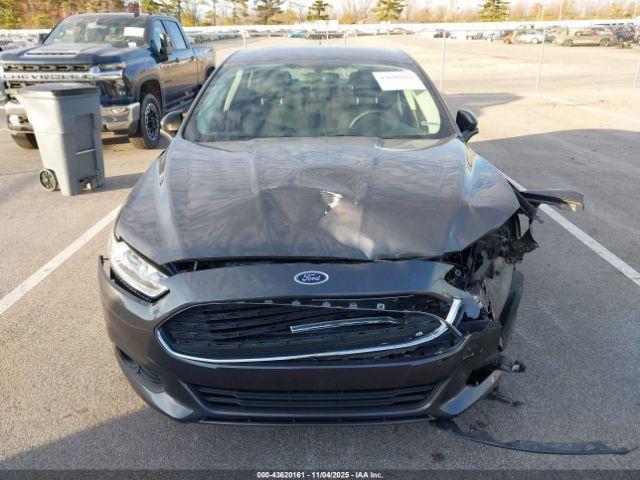 Ford Fusion Se Image 8