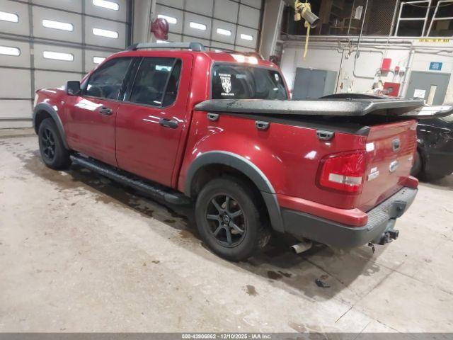 Ford Explorer Xlt Image 3