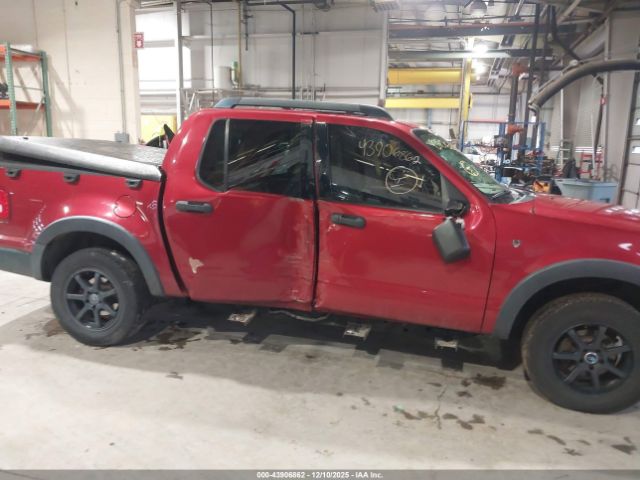 Ford Explorer Xlt Image 11