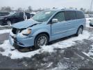 Chrysler Town & Country Touring-l Image 13