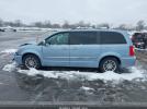 Chrysler Town & Country Touring-l Image 15