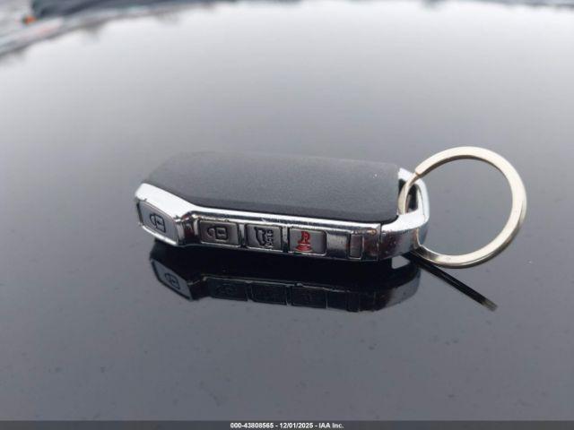 Kia Sorento S Image 9