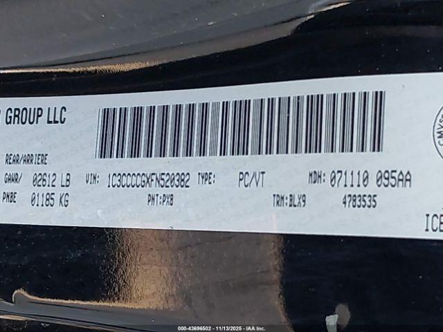 Chrysler 200 C Image 7