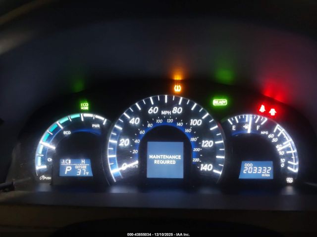 Toyota Camry Xle Image 14