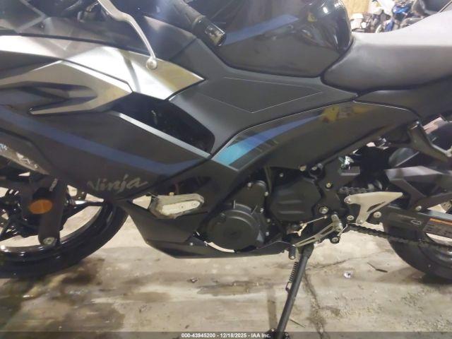 Kawasaki Ex500 Image 9