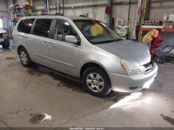  Salvage Kia Sedona